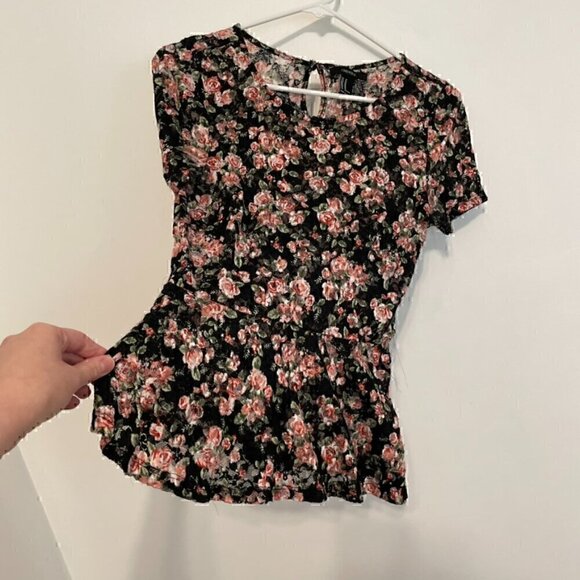 FOREVER 21 Black Pink Multi Floral Lace Twee 2010s Short Sleeve Peplum Blouse M - Picture 11 of 16